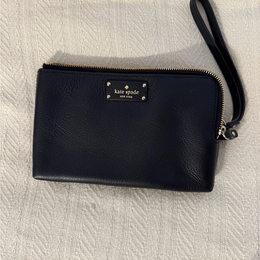 Kate Spade Black and Gold Wristlet